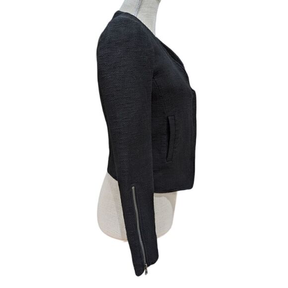 Tibi New York Women's Black Textured Zip Up Blazer Jacket Size 2 - Picture 3 of 10